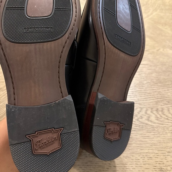 Floresheim Dress Shoes Size 9.5M